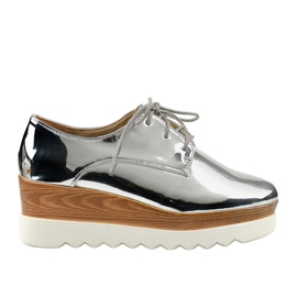 Slip-on sølvsko med GF-FD9 nitter