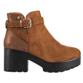 Best Shoes Lette støvler på platformen brun