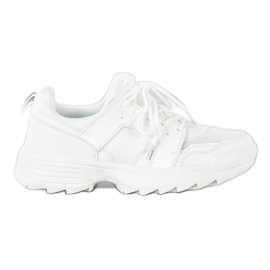 Kylie Lyshvide sneakers