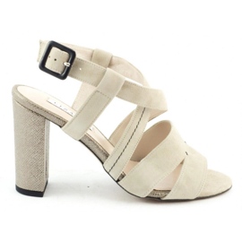 Lizard Sandaler på stolpen 04697 beige
