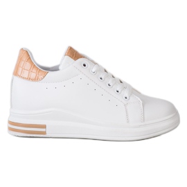 Ideal Shoes Spring Wedge Sneakers hvid