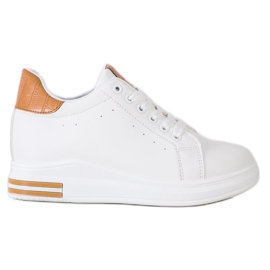 Ideal Shoes Spring Wedge Sneakers hvid