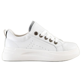 SHELOVET Moderigtige sneakers på platformen hvid