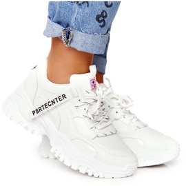 Evento Kvinders sneakers på en massiv sål hvidt grin