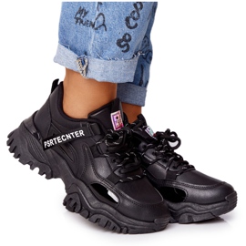 EVE Kvinders sneakers på en massiv sort lattersål