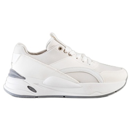 SHELOVET Klassiske sneakers på platformen hvid