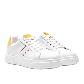 Hvide sneakers med gul Ellen eco-ruskindindsats