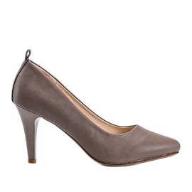 Grå pumps på en Felicity -hæl beige
