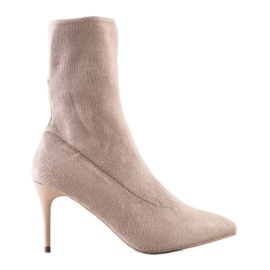 Sabatina Forårstøvler på en høj hæl beige