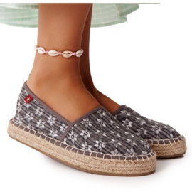 Espadrilles på en flettet platform Big Star AA274680 grå