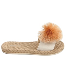 Beige tøfler med pompon S-410 Beige