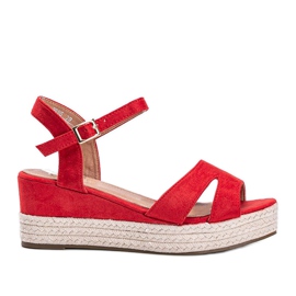 Røde espadriller på Moon Rising kilen