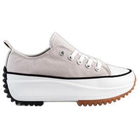 SHELOVET Sneakers på en høj platform grå