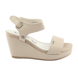 Damesandaler på kilen Big Star 274163 beige