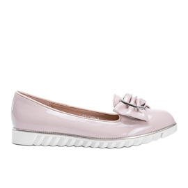 Beige lakerede loafers med en Nemesise sløjfe
