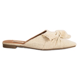 SHELOVET Elegante hjemmesko i Spitz beige