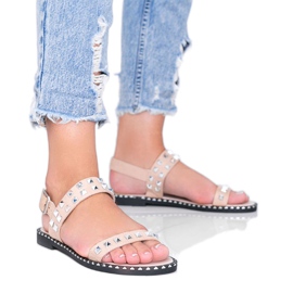 Beige sandaler med Thelma nitter