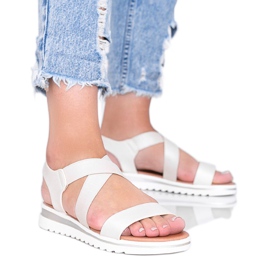 Beige sandaler med en tyk Irony sål