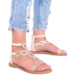 Beige sandaler prydet med Cersi cubic zirconia