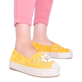 Senneps espadriller på en tyk fru Nicki sål gul