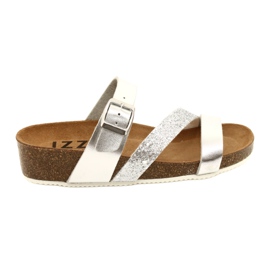 IZZI Kvinders metalliske flip-flops-size læderindsats sølv