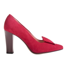 Maroon velour pumper Marco Shoes 1008P med en udsmykning rød