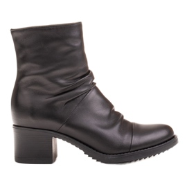 Marco Shoes Komfortable sorte læderstøvler med rynk