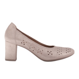 Marco Shoes Læderpumper med perforering til en bredere fod beige