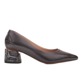 Marco Shoes Pumps i sort læder med blomstermønster