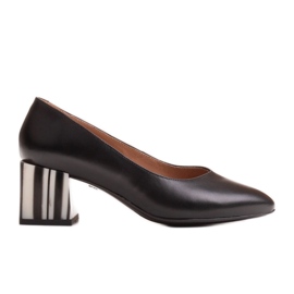 Marco Shoes Sort læder pumps med en zebra stribet hæl
