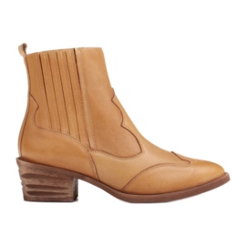 Marco Shoes Håndpolerede cowboystøvler i læder med brede overdele i gummi gul