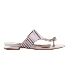 Marco Shoes Flade sandaler med lak og metallisk hæl hvid sølv