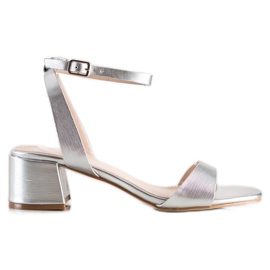 SHELOVET Elegante sølv sandaler