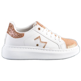 SHELOVET Stilfulde sneakers på platformen hvid