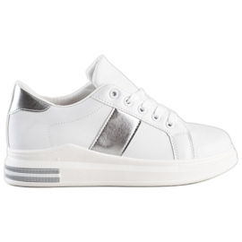 SHELOVET Stilfulde sneakers hvid