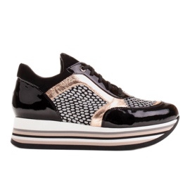 Marco Shoes Lette sneakers på en tyk sål i naturskind sort