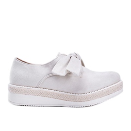 Beige sko med en tyk Sindri sål