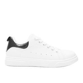 BM Sort og hvide sneakers på en tyk Influ sål