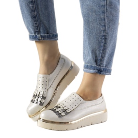 Slip-on sølvsko med GF-FD9 nitter hvid