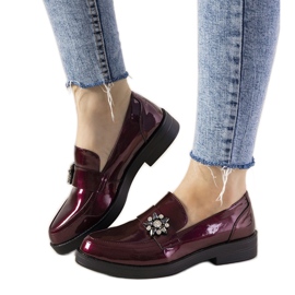 Maroon slip-ons med GF-FD9 studs rød
