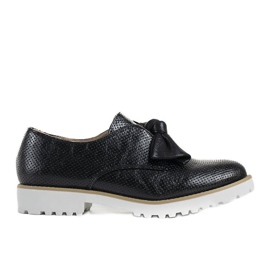 Sorte brogues med en sløjfe fra Hendi