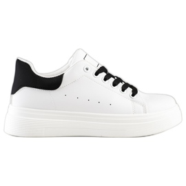 Ideal Shoes Klassiske hvide sneakers