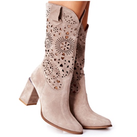 Lewski Shoes Kvinders læderstøvler på en hæl Cappuccino Lewski 2923 Pick Me Up beige