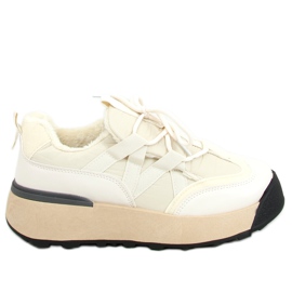 Isolerede beige sportssko BL252P Beige