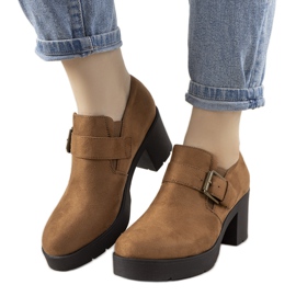 Beige sko på stolpen Leonie khaki