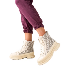TRENDI High Beige Fashion Sneakers