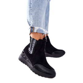 PE1 Sort Manakel Suede Wedge Støvler