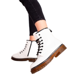 Lucky Shoes Komfortable hvide fanger