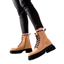 Super Me Ruskind Beige Trappers