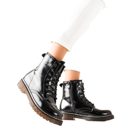 Lucky Shoes Komfortable Black Trappers sort